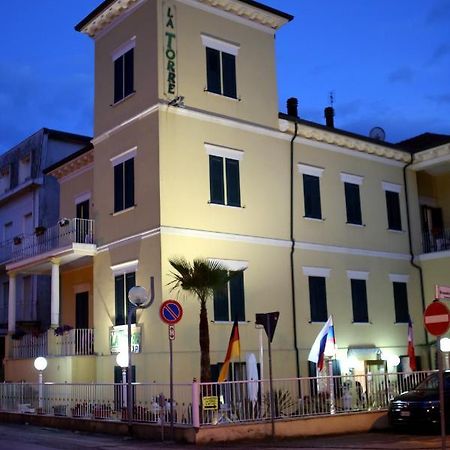 Hotel La Torre 리미니 외부 사진