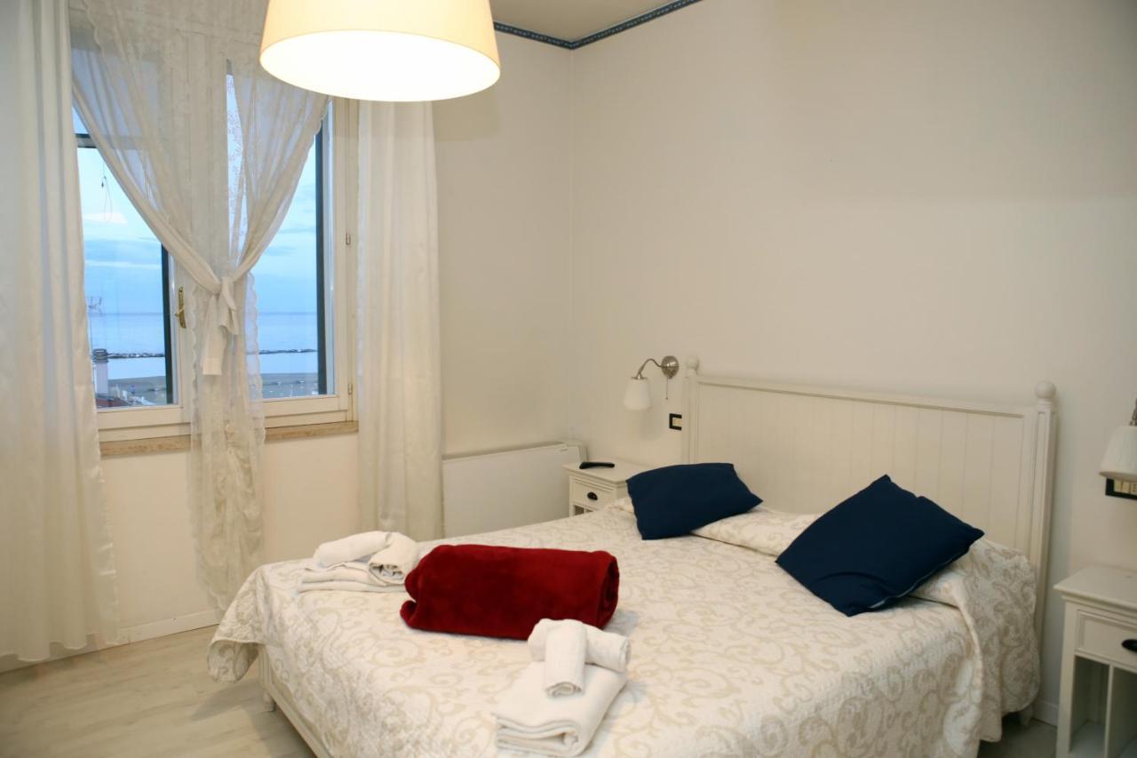 Hotel La Torre 리미니 외부 사진