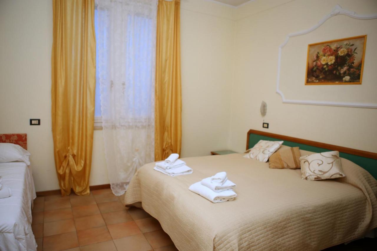 Hotel La Torre 리미니 외부 사진