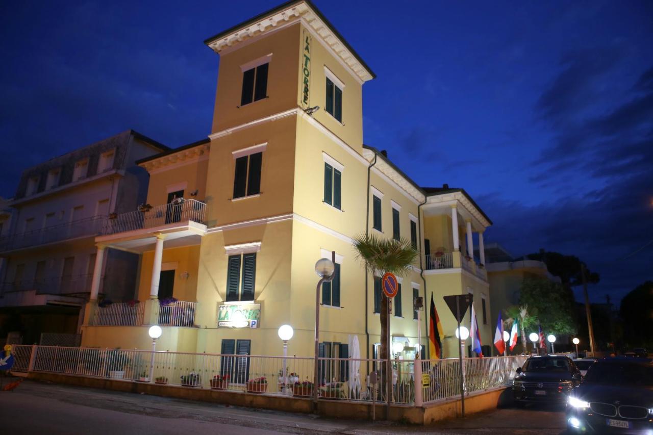 Hotel La Torre 리미니 외부 사진
